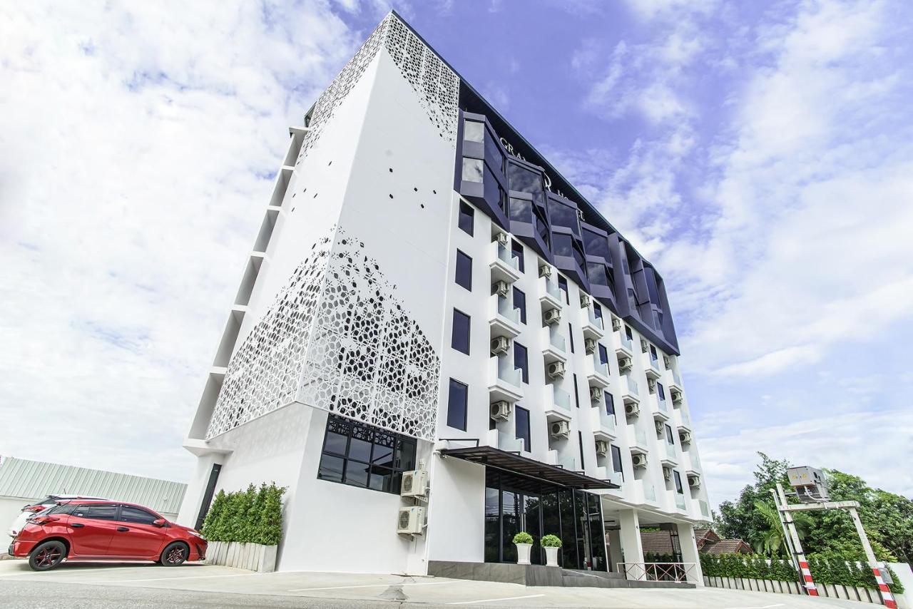 Sr Grand Hotel Chiangmai 치앙마이 외부 사진